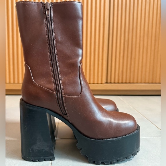 Princess Polly Brown Chunky Heel Ankle Boots - Picture 7 of 9